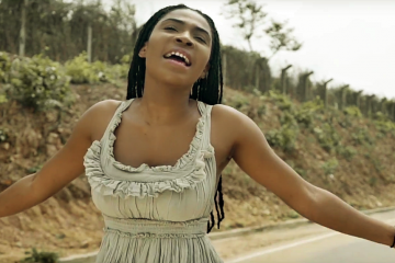 AK Songstress - It's Not Easy